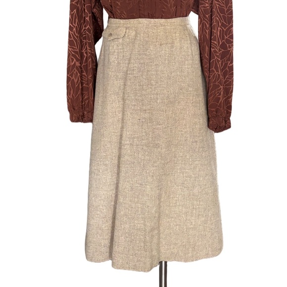 Vintage Dresses & Skirts - Prestige Wool Blend Skirt – Tan Beige - Large